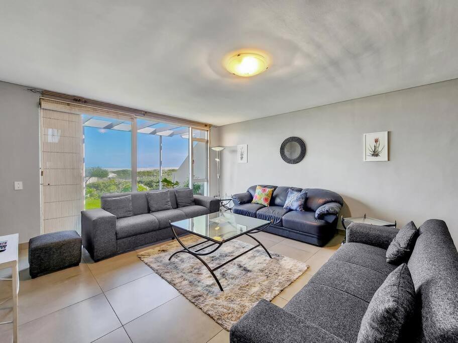 Beachfront Getaway In Dolphin * Le Cap